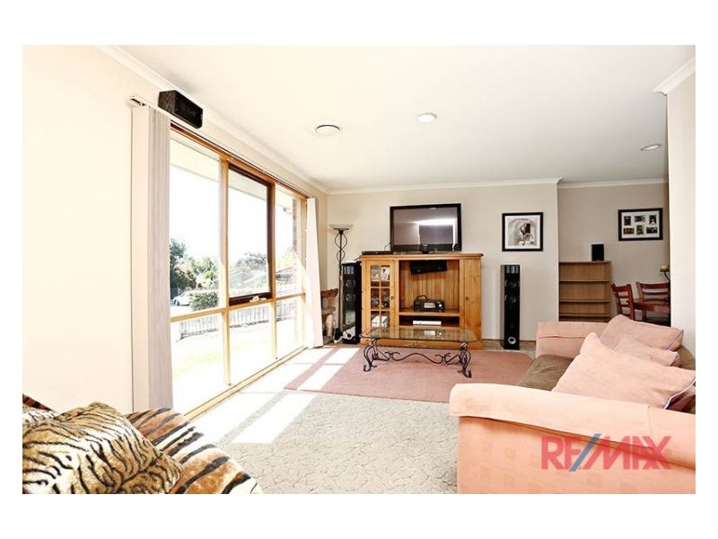 4 Daniel Drive, Langwarrin VIC 3910