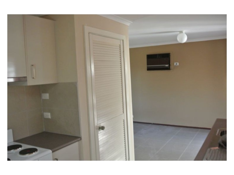 5 Regal Avenue, Hallam VIC 3803