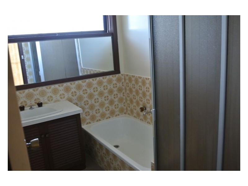 5 Regal Avenue, Hallam VIC 3803