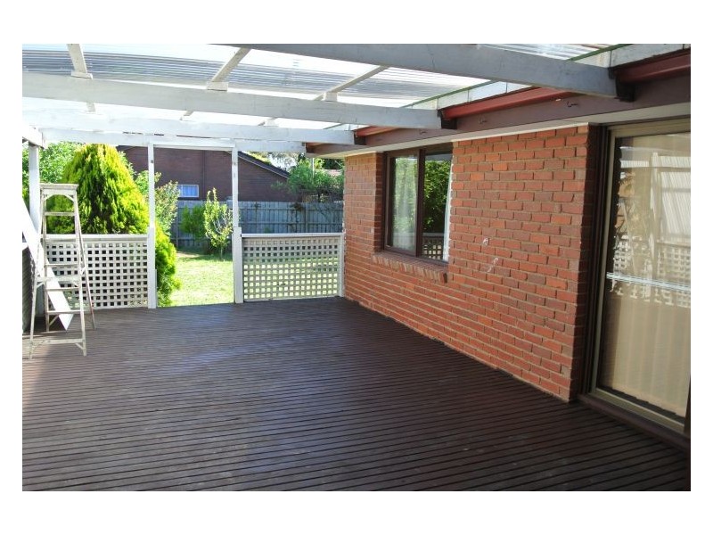 5 Regal Avenue, Hallam VIC 3803