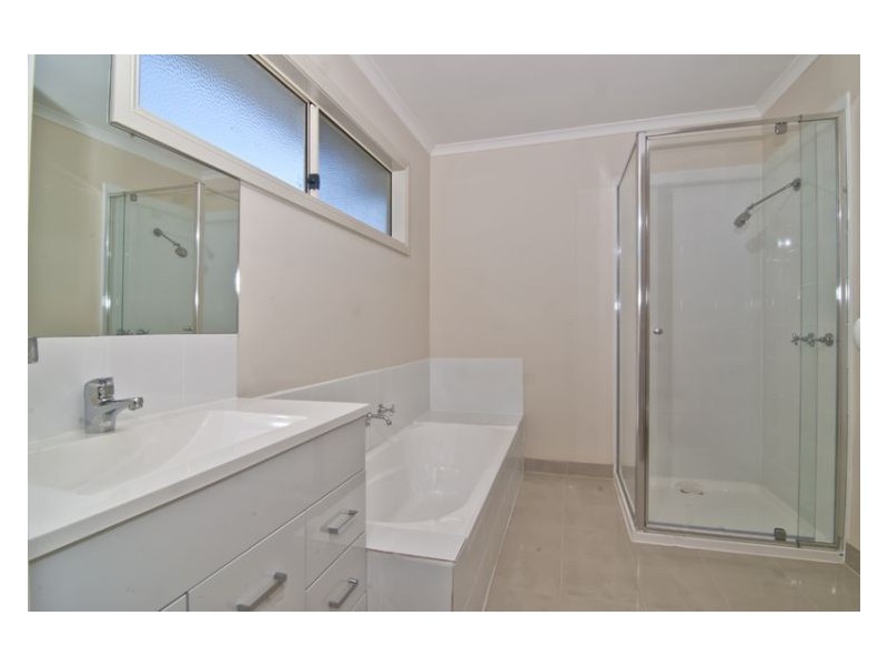 1/31 Mcfees Road, Dandenong North VIC 3175