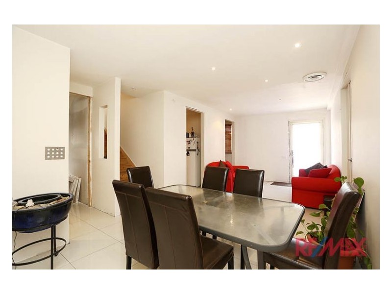 2 Dyson Drive, Lynbrook VIC 3975