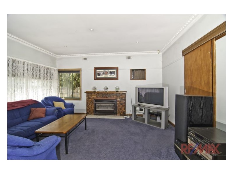 4 Olive Road, Eumemmerring VIC 3177