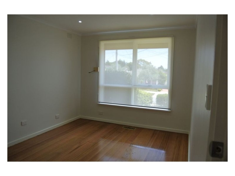 1/58 Rebecca Street, Doveton VIC 3177