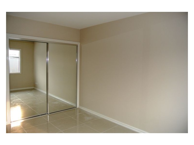 2/3 Brunel Court, Hampton Park VIC 3976