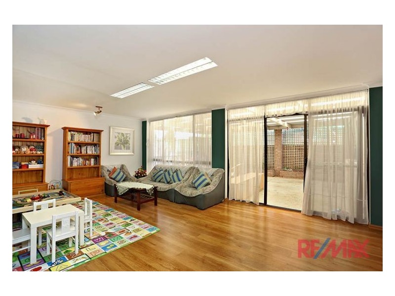 34 Collins Crescent, Berwick VIC 3806