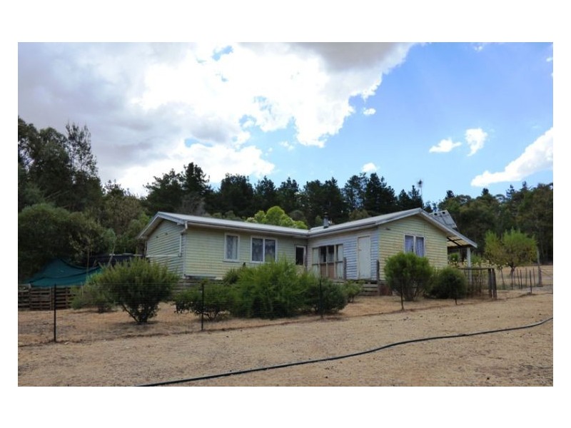 205 Dalgleishs Road, Beaufort VIC 3373