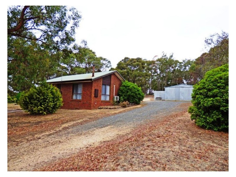 69 Browns Road, Smythesdale VIC 3351