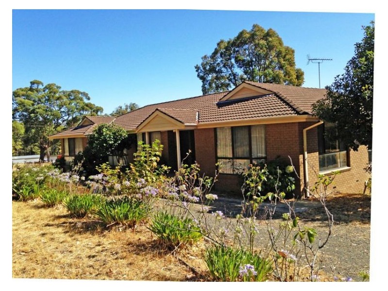 576 Yankee Flat Road, Mount Helen VIC 3350