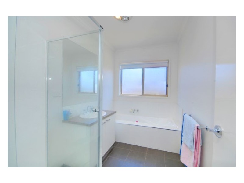 58 Clovedale Avenue, Alfredton VIC 3350