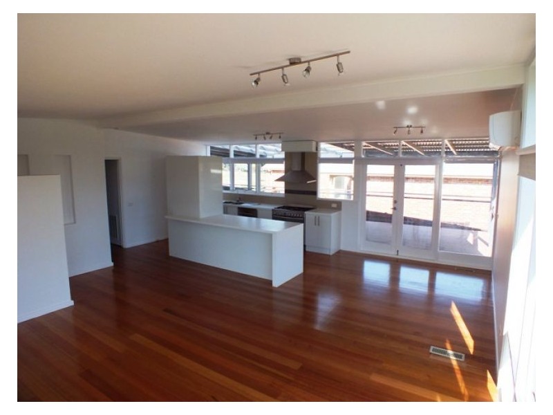 24 King Street, Creswick VIC 3363