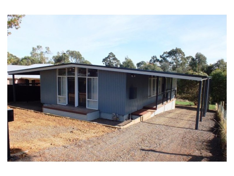 24 King Street, Creswick VIC 3363