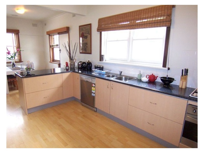 18 Waller Avenue, Ballarat VIC 3350