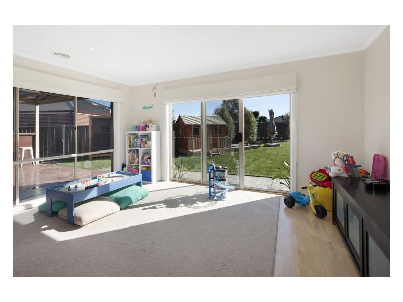 8 Cavendish Court, Delacombe VIC 3356