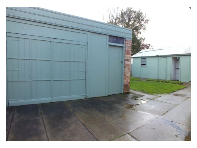 18 Waller Avenue, Newington VIC 3350