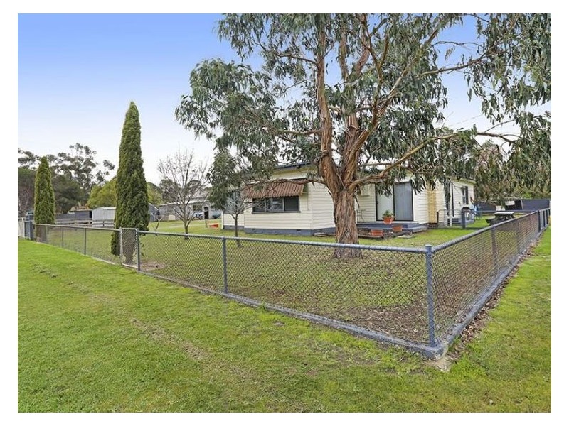 7 Gibb Street, Rokewood VIC 3330