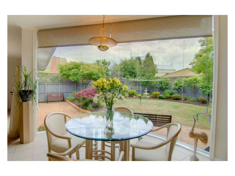 7 Elliott Street, Lake Wendouree VIC 3350