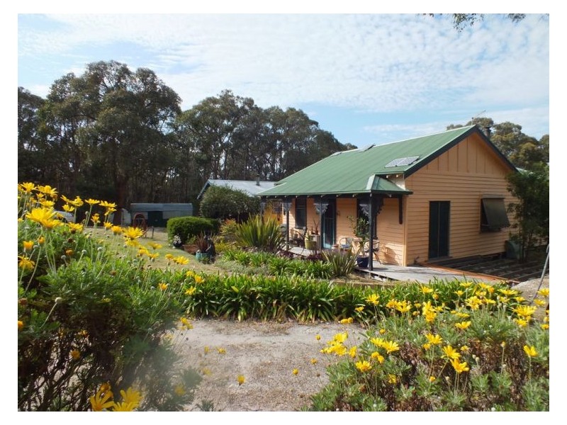 79 Racecourse Road, Snake Valley VIC 3351