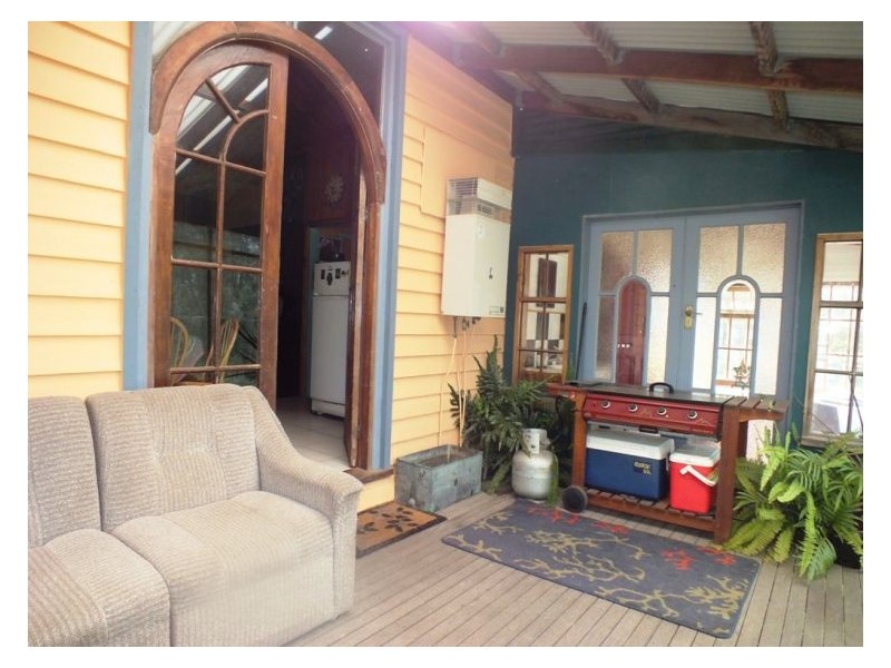 79 Racecourse Road, Snake Valley VIC 3351