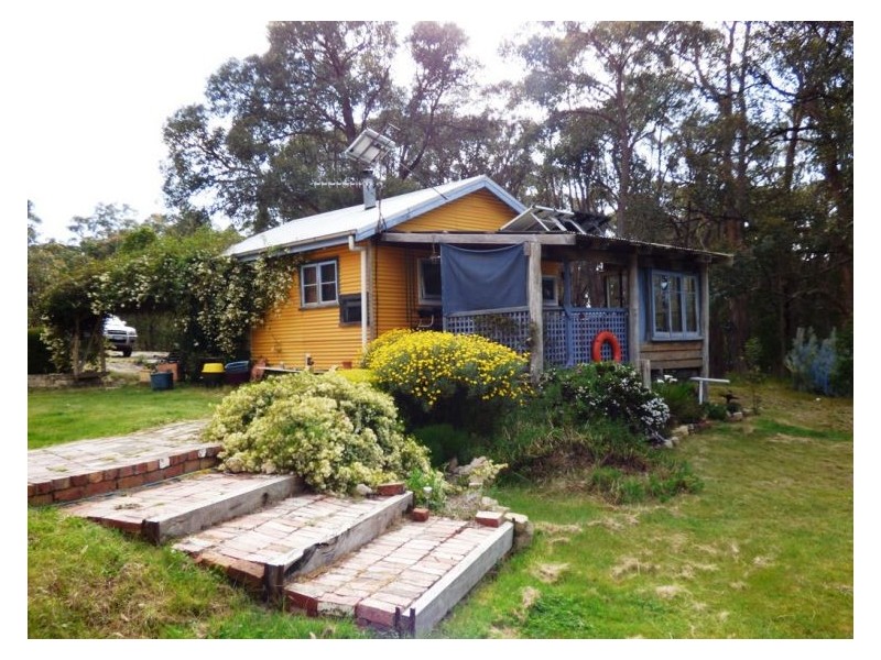 79 Racecourse Road, Snake Valley VIC 3351