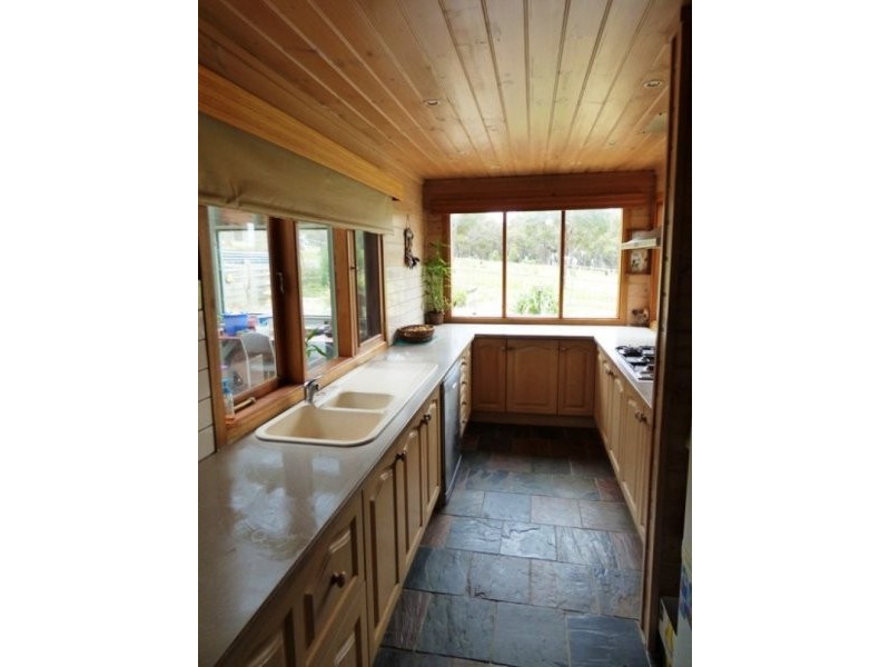 2750 Colac Road, Dereel VIC 3352