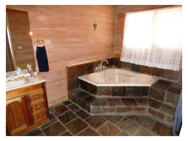 2750 Colac Road, Dereel VIC 3352