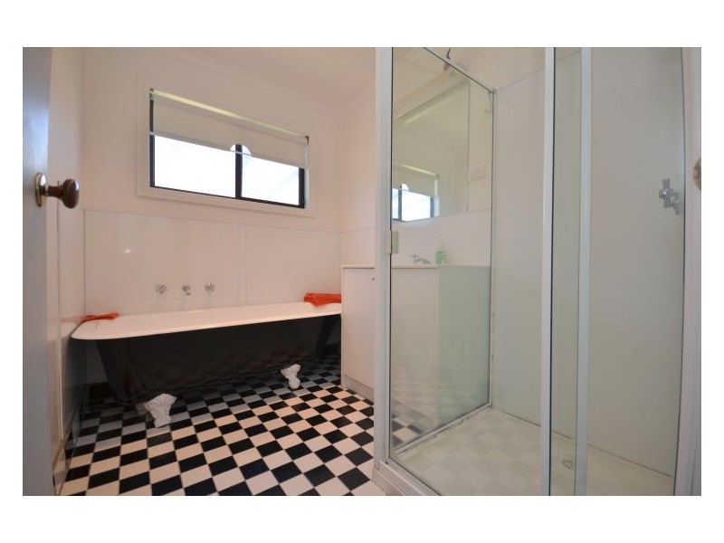 434 Ross Creek/Haddon Road, Haddon VIC 3351