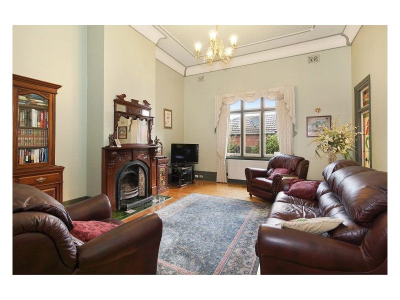 334 Lydiard Street North, Soldiers Hill VIC 3350