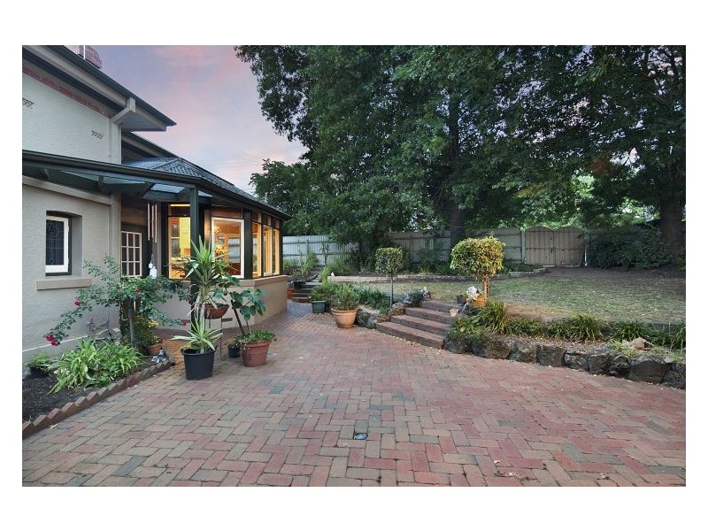 334 Lydiard Street North, Soldiers Hill VIC 3350