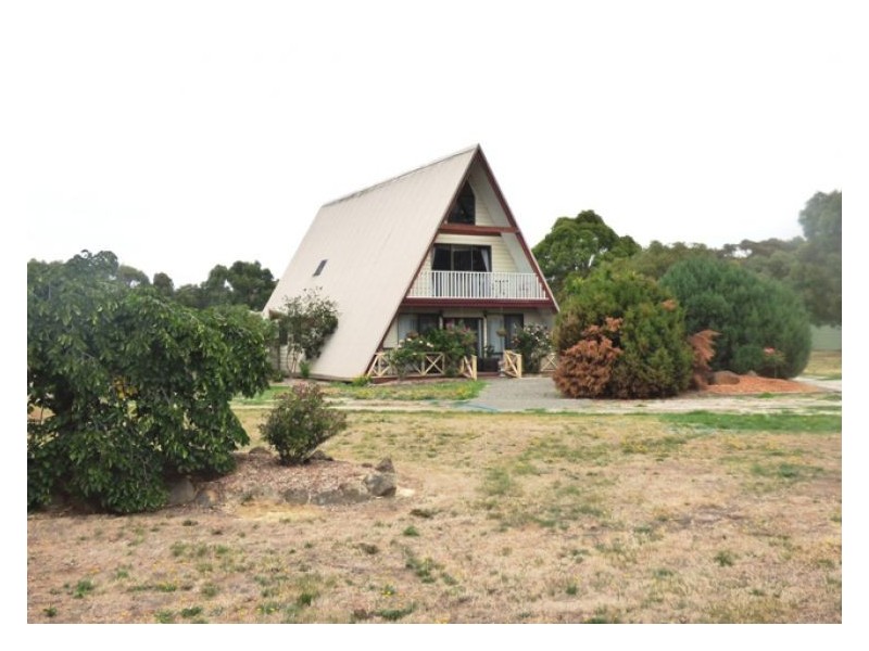 29 Stuart Street, Beaufort VIC 3373