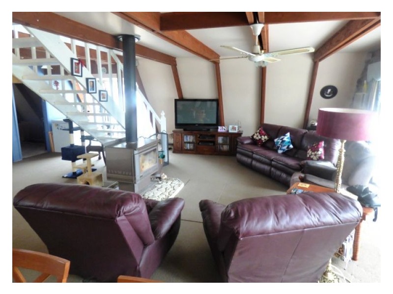 29 Stuart Street, Beaufort VIC 3373