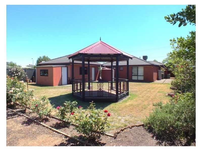 1859 Sturt Street, Alfredton VIC 3350
