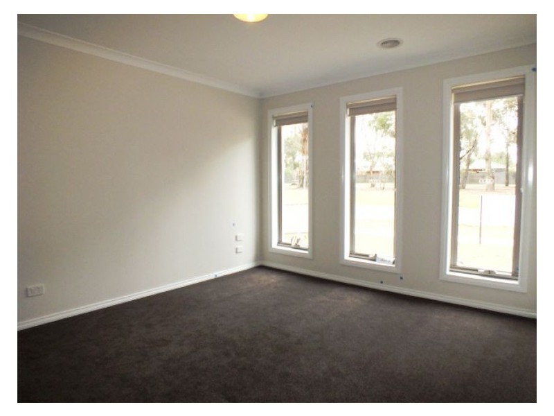 17 Portsea Street, Alfredton VIC 3350