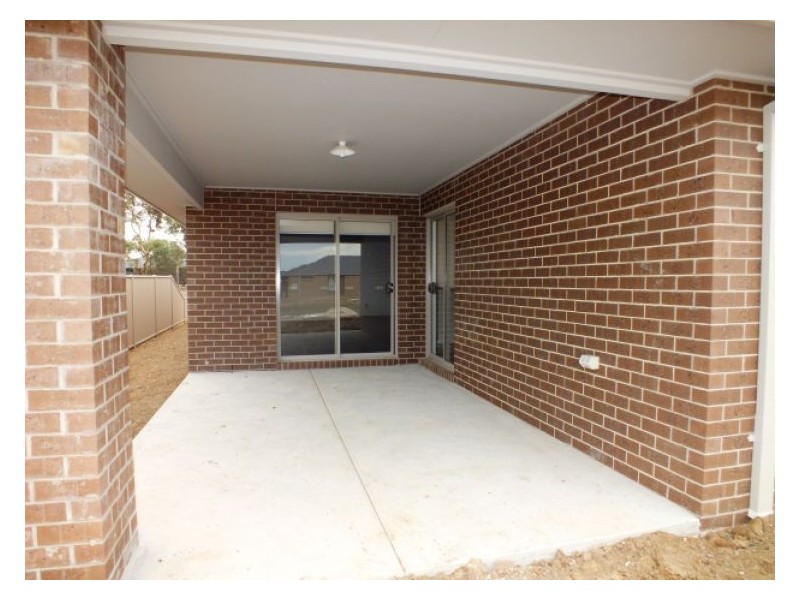 17 Portsea Street, Alfredton VIC 3350