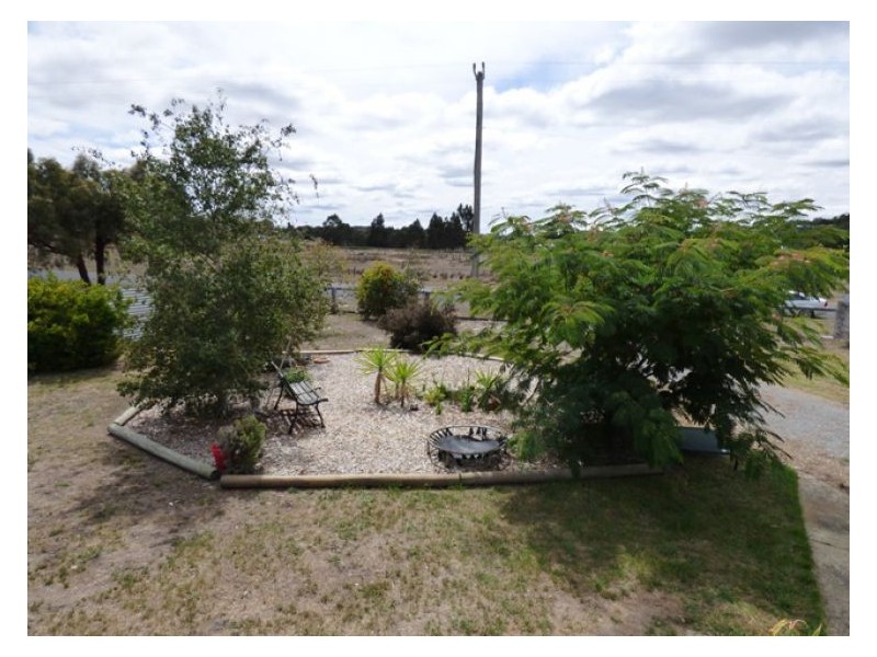 19 Burke Street, Beaufort VIC 3373