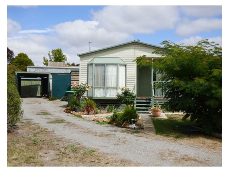 19 Burke Street, Beaufort VIC 3373
