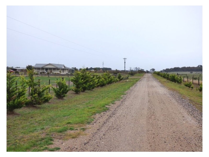 57 Brays Road, Cambrian Hill VIC 3352