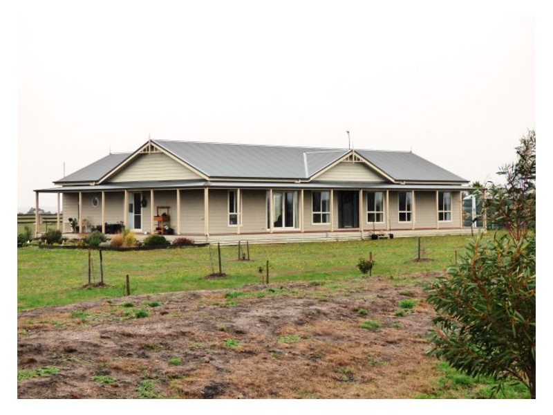 57 Brays Road, Cambrian Hill VIC 3352