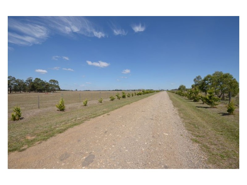 57 Brays Road, Cambrian Hill VIC 3352