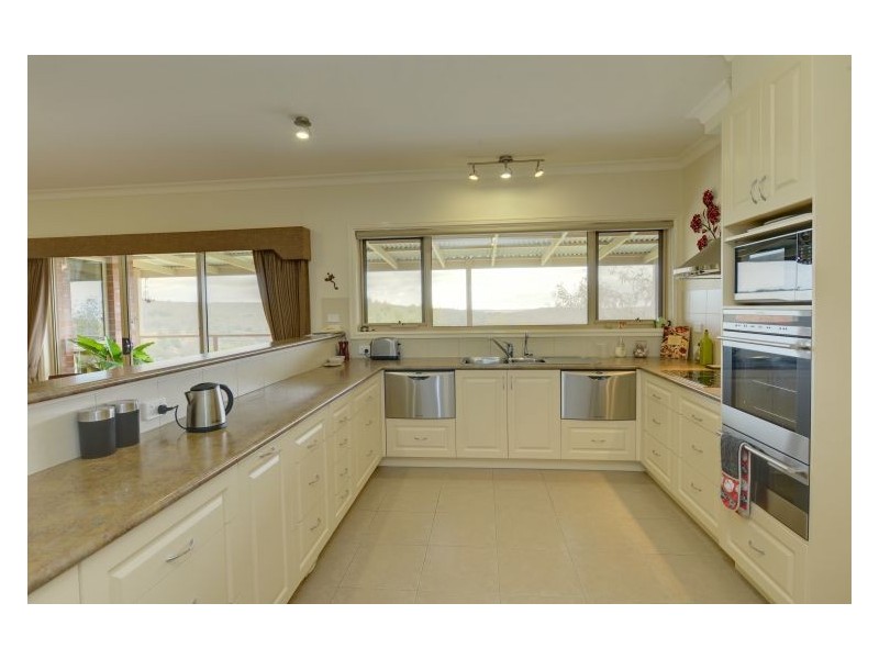 1 Herriott Street, Buninyong VIC 3357