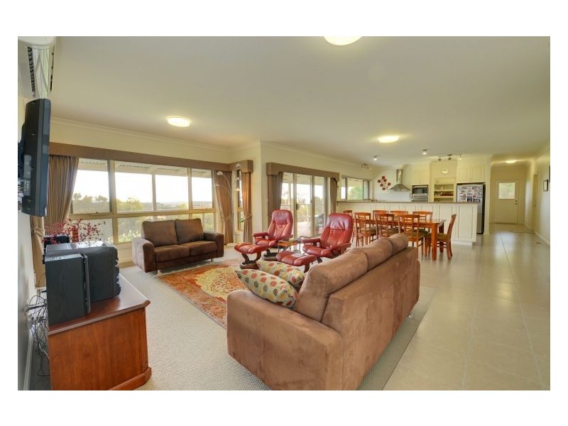 1 Herriott Street, Buninyong VIC 3357