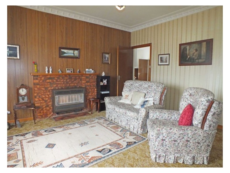 20 Rowlands Street, Sebastopol VIC 3356