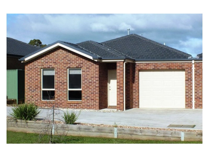 13 Malcolm Court, Brown Hill VIC 3350