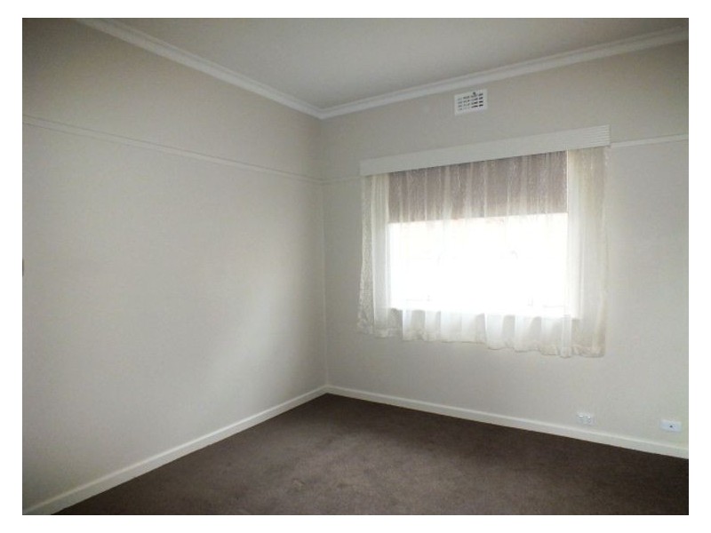 15 Muir Crescent, Newington VIC 3350