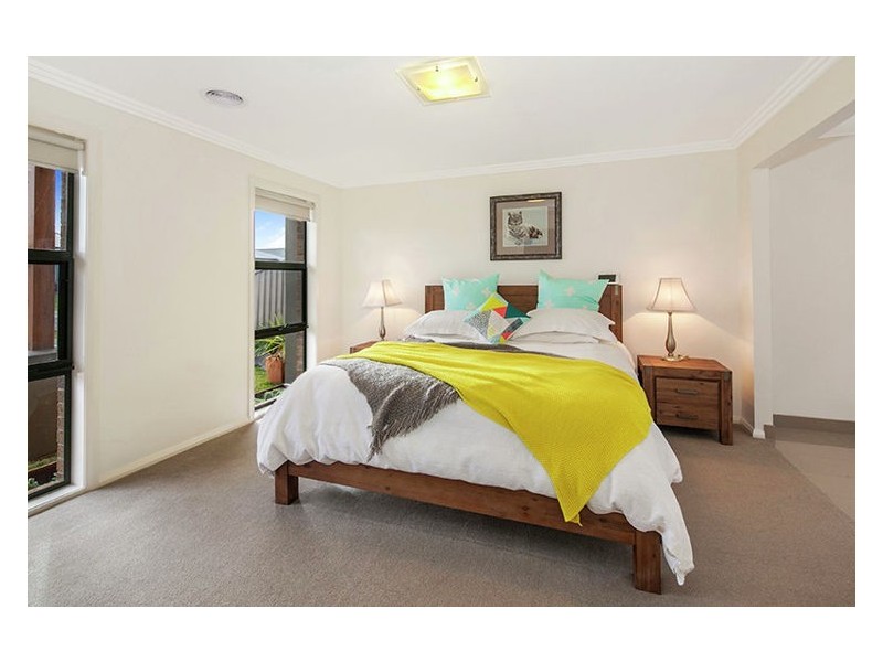 11 Elegante Road, Delacombe VIC 3356