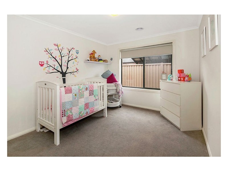 11 Elegante Road, Delacombe VIC 3356