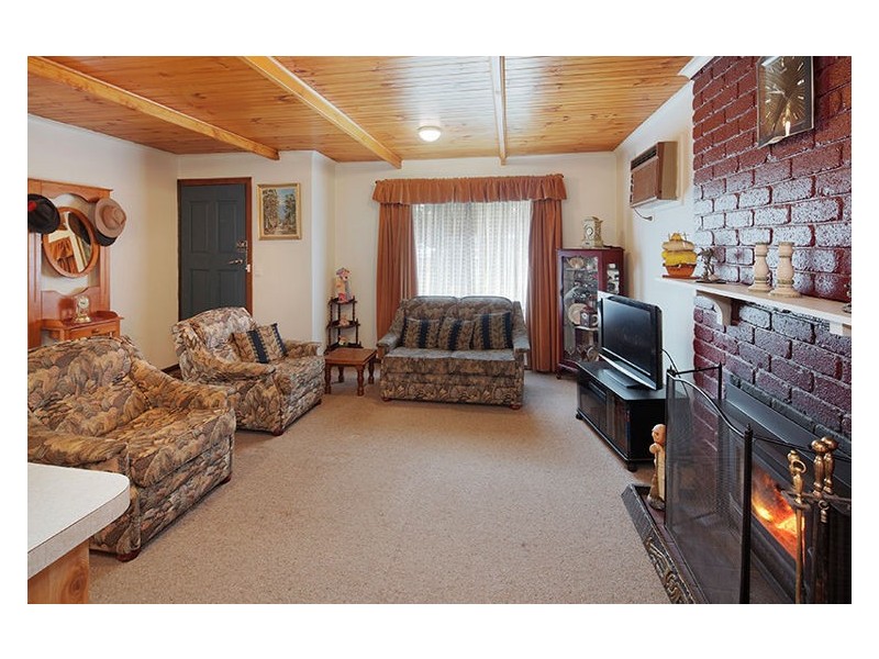 14 Lock Street, Smythesdale VIC 3351