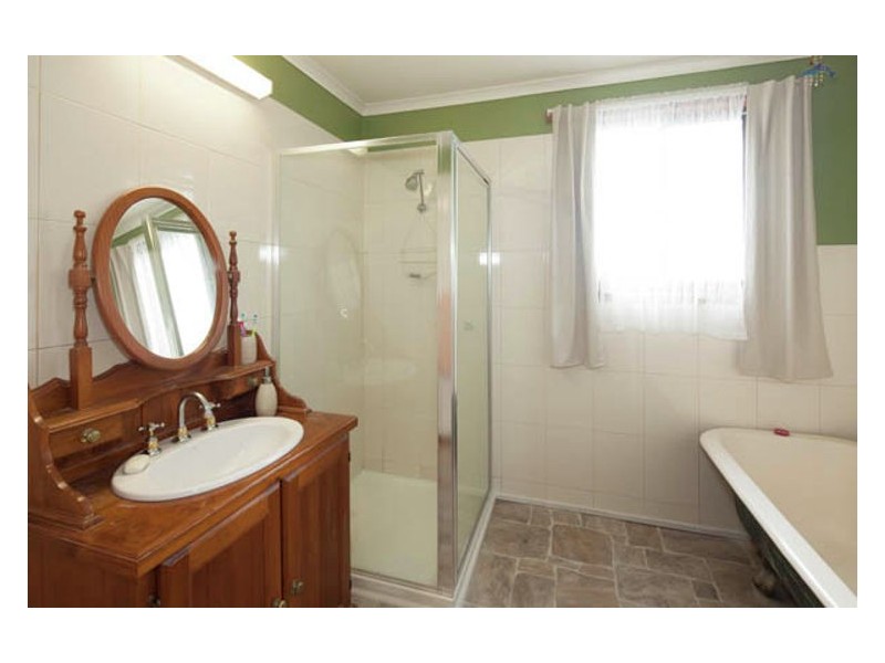 14 Lock Street, Smythesdale VIC 3351