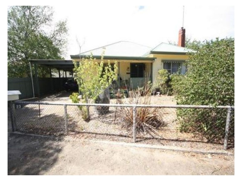 23 Park Road, Beaufort VIC 3373