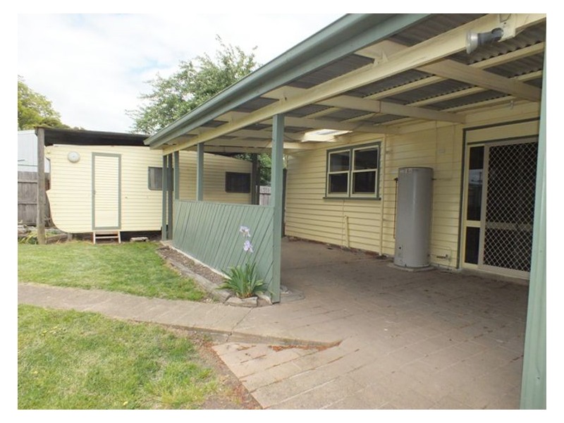 23 Park Road, Beaufort VIC 3373